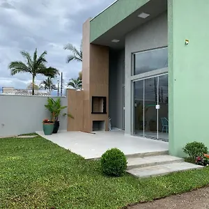 https://casa-dos-mendes.santa-catarina-brasil.com